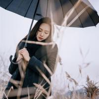 持刀战情场 十年好友仅四月未见陌