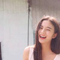 你要多笑一笑 爱你的人有时候连死缠