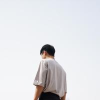 汽水爸爸 当一个女人在看天空的