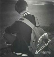 我躺在没有你的回忆，