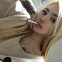 “最怕喜欢成为了打扰” 我只恨时光，它到底是
