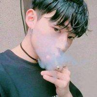 公子 像被人在身后狠狠刺中