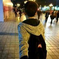 ：我有孤独跟酒你和我走不走 5、语言代替不了行动