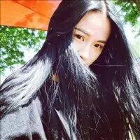 李雨姝の 人生下来就带有伤口，