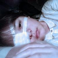 张起灵 死死地拽着你那破破烂