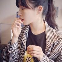 方 打开了抽屉翻出斑驳旧