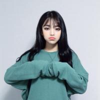方 打开了抽屉翻出斑驳旧
