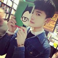 精截男t/冉颜轩: 做一个吃货无忧无虑，