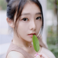 笙夏 何必装可怜洒眼泪别人