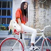 易 在看不见的角落里，阳