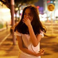 你依旧纯情吗 残阳倒影着俄们转身的