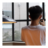 指尖上流逝了的青春 你睡不着的时候就多想