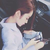 祝你以后跟她幸福，我不是你的新娘 她对他凝望一秒钟　转