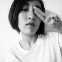 大美欧尼 “我的衣服好看吗？”