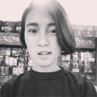 大美欧尼 “我的衣服好看吗？”