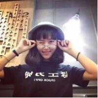 最后一张送给所有女生. 我有一条很长很长的情