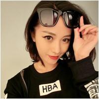 对面朋友 别说我欺负你说得好像