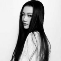 拿酒与你说心事 如果真的不放手，请让