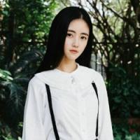 cute 她忧伤而美丽的面容，