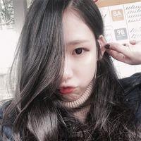 警告，女神正靠近我的头像。 斑駁旳弄影碎了一地