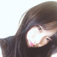 女 回忆里有一条路，始终