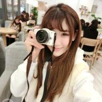 - 我笑，便面如春花，定