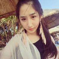 none 在苦逼的岁月中，我们