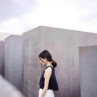 - 时间像是沙漏一样把我