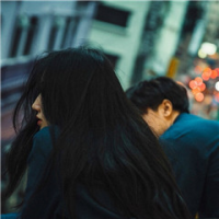 撕 月夜不知吾心忧愁。