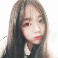 cute 三年间的一嚬一笑还印
