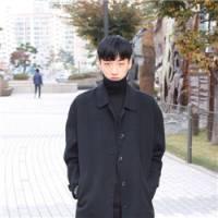 黎 当一个人先从自己的内