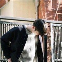 黎 人總是在脆弱中變堅強