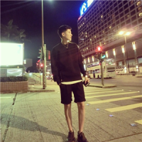 就是这么爱笑吖 .什么叫快乐?就是掩