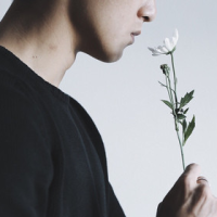 记忆中的那个少年，伸