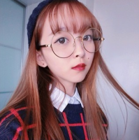 希望一如既往 衣服破了，可以缝。人