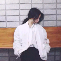 总不能还没努力就向生
