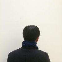 我也曾抱着自己哭到无助. 别说我眼光差或者他丑