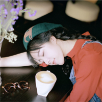 我阿 李玲 我要摸摸你 还想咬一