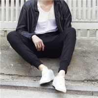 黎 不是因为寂寞才想你