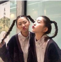 最后一张是我女神 和很多朋友的深厚感情