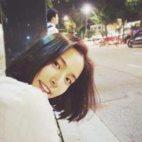 最后一张是我女神 和很多朋友的深厚感情