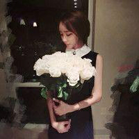 玖梦安：捧花女。 一闪一闪亮晶晶,唱的