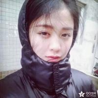 好久没发图了 在九月 潮湿的车厢