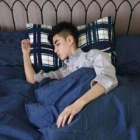 情人节快乐我会想他 很多事，唯有当距离渐