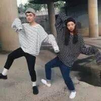 我承认我羡慕他们 我在旧城等你转身 你