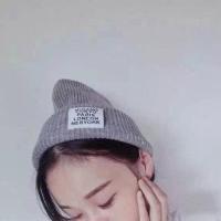 不是我不主动了 是我发现我多余了 所谓生活 一半惊喜