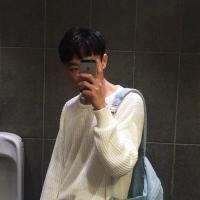 狗屎哥 不悔当初不怨未来。