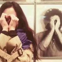 恐惧黑暗，所以仰头面