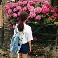 别忘了自己本质是个爱笑的人. People hav