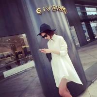 别忘了自己本质是个爱笑的人. People hav